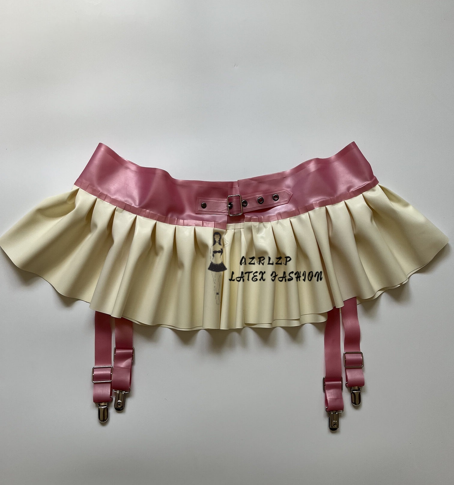 Garter Belt Set - Damen-Strumpfgürtel aus metallischem Puder und weißem