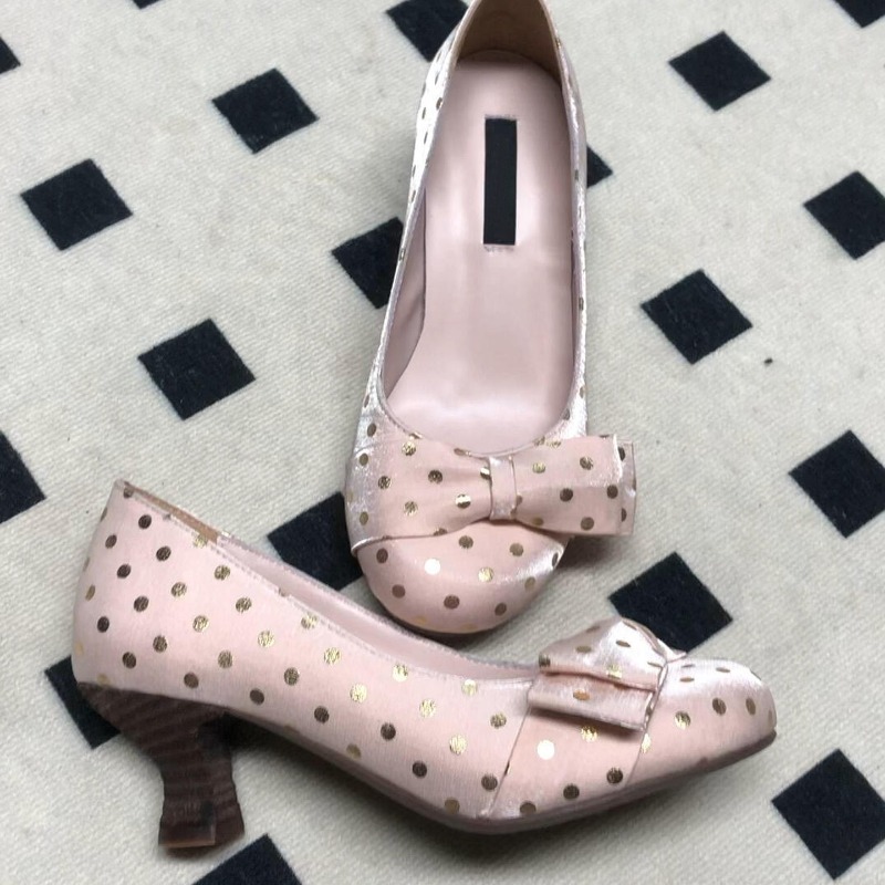 Damenschuhe im süßen Stil mit  – Slip Dress Satin Bewertung und Preis